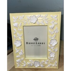 Floral 3D Resin Picture Frame Magnolia Flower Green Gold 6x7" For 3.5x5" Picture